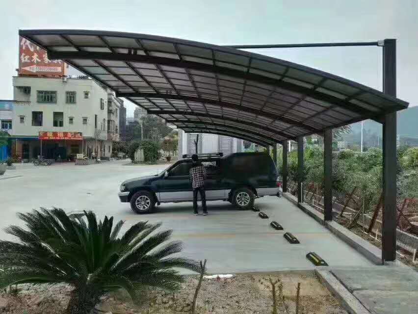 車(chē)棚正常維修才能安全使用！